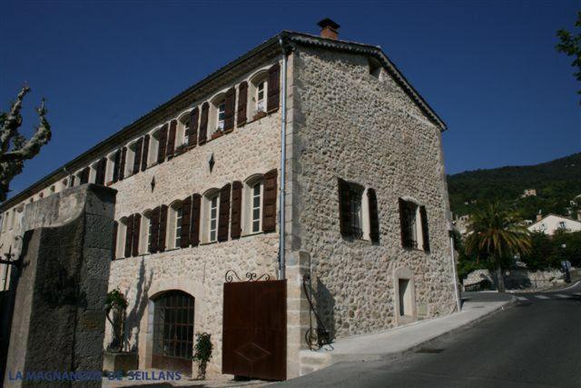 La Magnanerie De Seillans Bed & Breakfast Eksteriør bilde